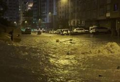 Ankara'da sağanak sonrası rögar taştı; alt kattaki evleri su bastı