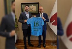 Bursaspor Başkanı'ndan Bilal Erdoğan’a özel forma