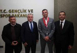 Bakan Bak, Avrupa Okul Sporları Federasyonu heyetini kabul etti