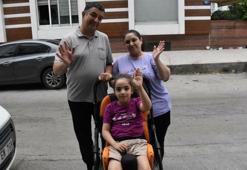 Serebral palsili Yağmur'un tek hayali arkadaşları gibi yürüyebilmek