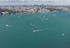 Yağışın ardından turkuaz renge bürünen İstanbul Boğazı havadan görüntülendi