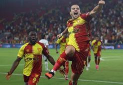 Göztepe düşüşte, futbolcular yükselişte