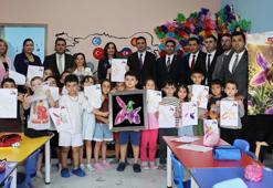 Anaokulu öğrencileri, Karabağ Zaferi'nin simgesi olan 'Har-ı Bülbül' figürlerini boyadı