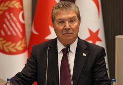 KKTC Başbakanı Üstel: Kıbrıs Türk halkı tehditlerle haklarından vazgeçirilemez