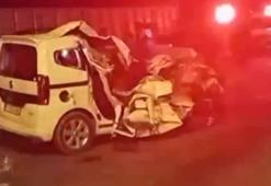 Mardin’de hafif ticari araç TIR’a çarptı: 6 yaralı