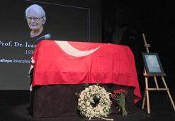 Prof. Dr. İoanna Kuçuradi'nin cenazesi Şişli Rum Ortodoks Mezarlığı'nda defnedildi