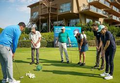 Astronotlar Belek'in tanıtımı için golf oynadı