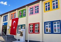 Temizlik malzemeleri karıştırılınca gaz açığa çıktı; 14 öğrenci hastanelik oldu