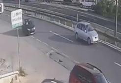 Silivri'de 4 aracın karıştığı zincirleme kaza kamerada: 3 yaralı