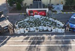 Diyarbakır'da 2,2 ton esrar ele geçirildi: 3 tutuklama