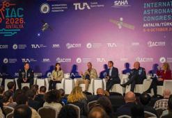 Astronotlar, uzay yolculuğunun risklerini anlattı