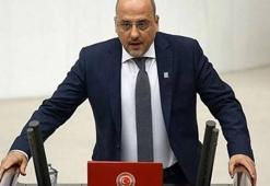Rahatsızlanan Ahmet Şık, hastaneye kaldırıldı