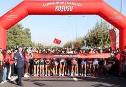 Ankara’da ‘Cumhurbaşkanlığı Yarı Maratonu’ coşkusu