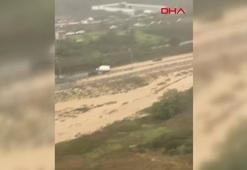 Başakşehir'de yollar göle döndü