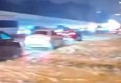 Kartal’da sel suları toprağı sürükledi; TEM bağlantı yolu kısmen kapandı