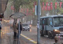 Zonguldak’ta cadde ve sokaklar göle döndü
