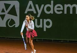 Milli tenisçi Çağla Büyükakçay’dan Aydem Cup’ta gösteri maçı