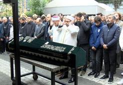 Maltepe’de çöken binada hayatını kaybeden 5 yaşındaki Gülce son yolculuğuna uğurlandı