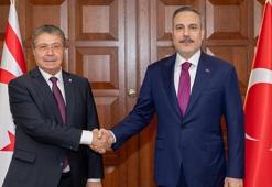 Bakan Fidan, KKTC Başbakanı Üstel ile görüştü