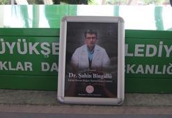 Teknenin batmasıyla hayatını kaybeden doktor, memleketinde toprağa verildi