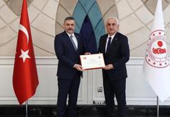 Bakan Çiftçi, 17 mülki idare amirine başarı belgesi verdi