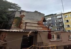 Beyoğlu’nda 5 katlı metruk binanın çökmeden önceki görüntüleri ortaya çıktı