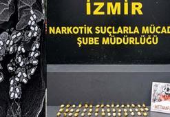 Havalimanında şüpheli yolcunun midesinden 322 gram metamfetamin çıktı