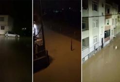 Çanakkale Biga’da sağanak; cadde ve sokaklar göle döndü