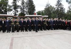 KKTC'de 29 Ekim Cumhuriyet Bayramı törenlerle kutlandı