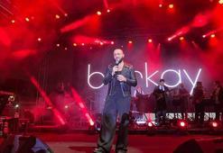 Bursa’da 29 Ekim Cumhuriyet Bayramı kutlamaları Berkay konseriyle sona erdi