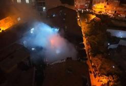 Kağıthane’de 5 katlı binanın en üst katında çıkan yangın çatıya sıçradı