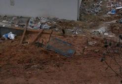 Sultanbeyli'de çamura batan anne ve çocuğunu itfaiye ekipleri kurtardı