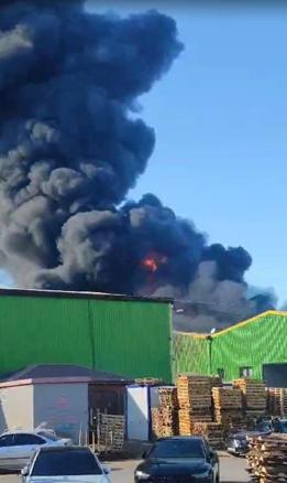 Adanada geri dönüşüm tesisinde yangın