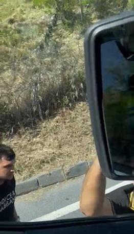 Başakşehirde trafikte tartıştığı TIR şoförüne sandalyeyle saldırdı