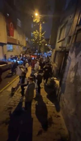 Kağıthanede asker eğlencesinde kavga: Asker adayı tarafları tekmeyle ayırdı