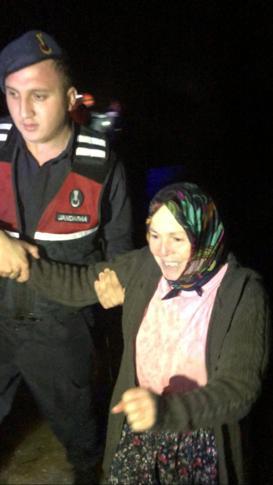 Zonguldakta sağanak ve fırtına; gemi karaya oturdu, cezaevi boşaltılıyor