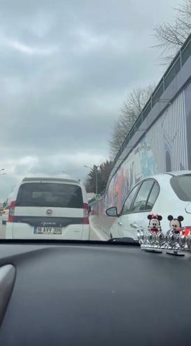 Trafikte otomobilin önünü kesip, saldırı amaçlı araçtan inen sürücüye 180 bin TL ceza