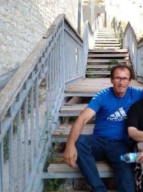 Avcılarda görüşme isteğini kabul etmeyen kadının yüzüne kezzap attı