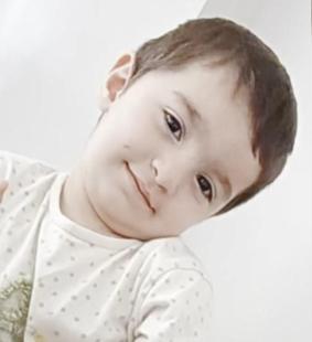 Zeytinburnunda apartmanın 5inci katından düşen 2 yaşındaki Elif hayatını kaybetti