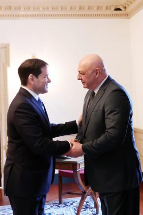 Lübnan Cumhurbaşkanı Avn, ABD Dışişleri Bakanı Rubio ile bir araya geldi