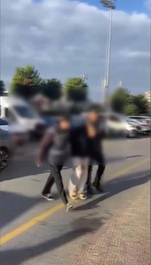 Kağıthanede gürültü kavgasında aileye kurşun yağdıran şüpheli tutuklandı; kapı dürbünden bakarak ateş açtı