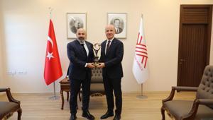 RDÜ Mütevelli Heyet Başkanı Barış Çakmakçıdan YÖK Başkanı Prof. Dr. Erol Özvar’a ziyaret