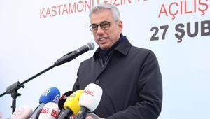 Bakan Memişoğlu: Bir buçuk milyon sağlık çalışanımız gece gündüz insanlarımıza hizmet etmek için çalışıyor