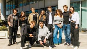 Bir aile hikayesi ‘Daha On Yedi’ sete çıktı