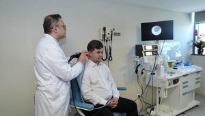 ‘Havuz suyundaki kimyasallar kulak enfeksiyonu riskini artırabilir’