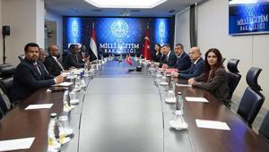 Bakan Tekin, Sudan Eğitim Bakanı Hajar ile bir araya geldi