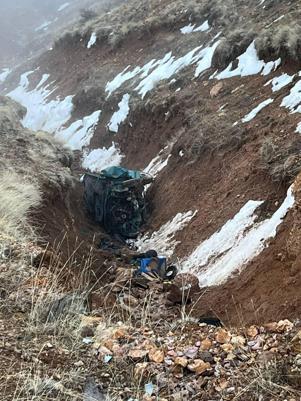 Otomobil şarampole yuvarlandı: 2 ölü, 2 ağır yaralı