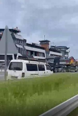 Minibüsüyle ters yönde ilerleyip trafiği tehlikeye atan sürücüye ceza