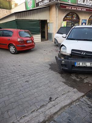 Otoparktan çıkarken fren yerine gaz pedalına bastı, 5 araca çarptı