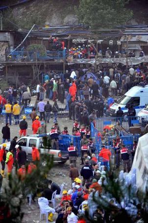 Soma davasında savcı mütalaasını verdi; kamu görevlilerinin görevi ihmalden cezalandırılmasını istedi